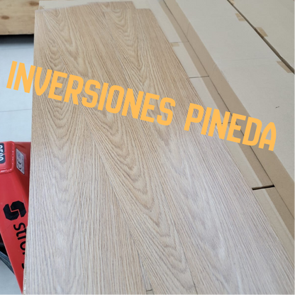 Piso Vinílico Tipo Madera – Autoadhesivo y Fácil Instalación