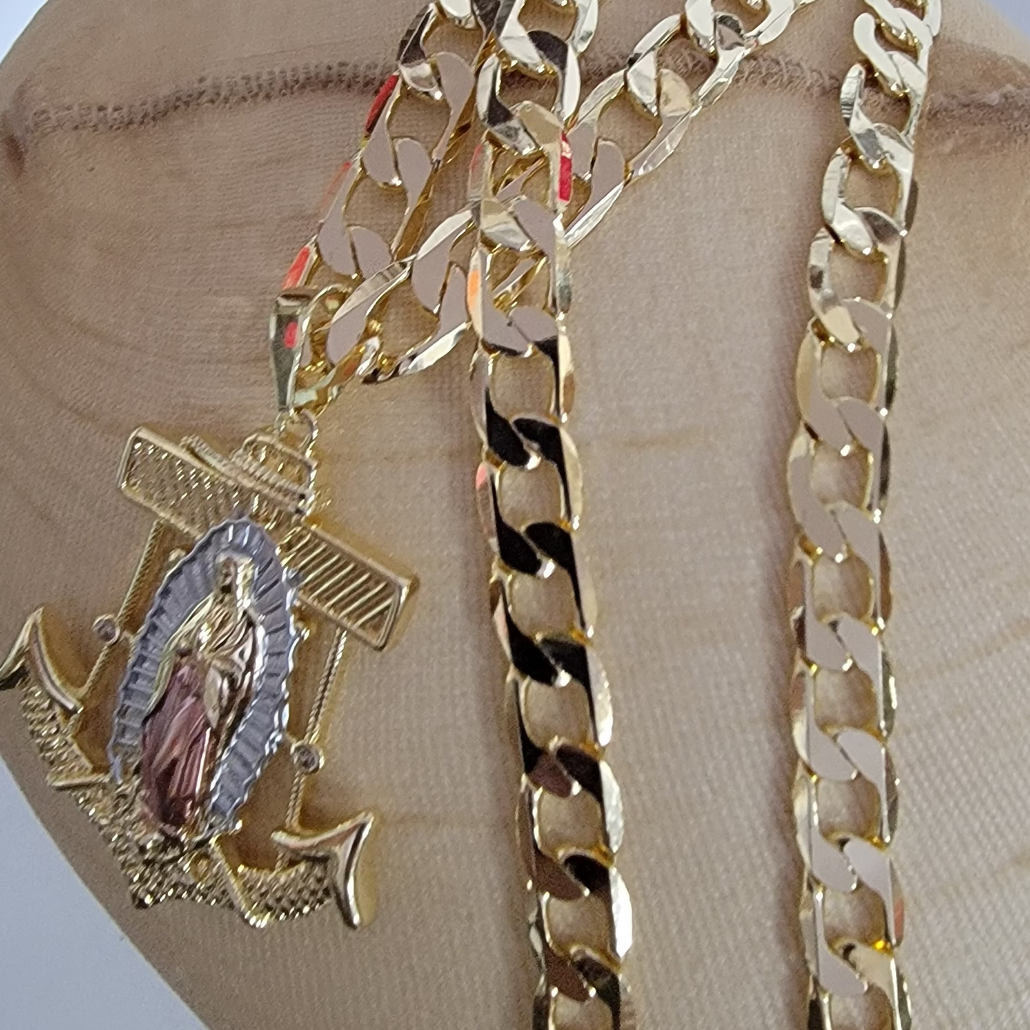 Cadena Virgen Duo Color 14k/8mm/24 pulgadas