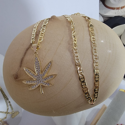 Cadena Hoja de Marihuana 14k/6mm/24 pulgadas