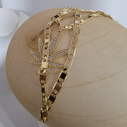 Cadena Planchada Hoja de Marihuana 14k/6mm/24 pulgadas