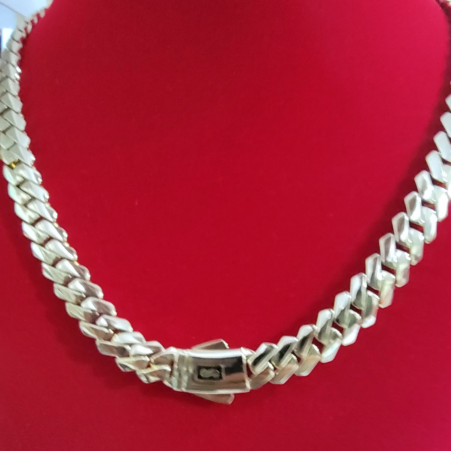 Cadena Monaco Lisa 5 capas/14k/12mm/24 pulgadas