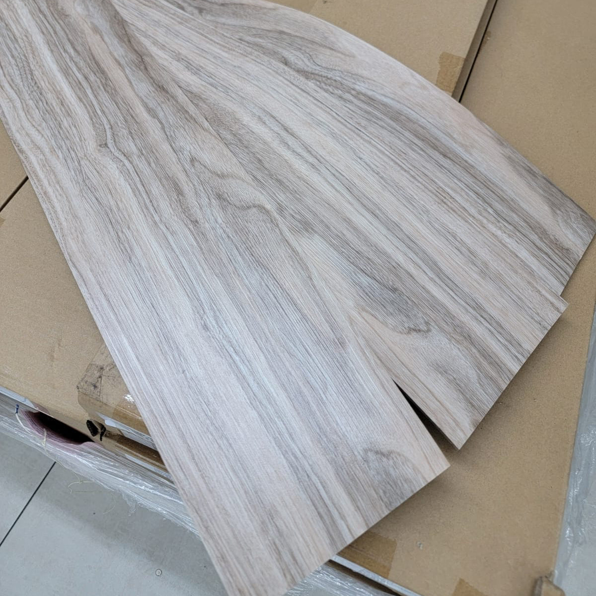 Pisos Vinil Tipo Madera 90x15cm