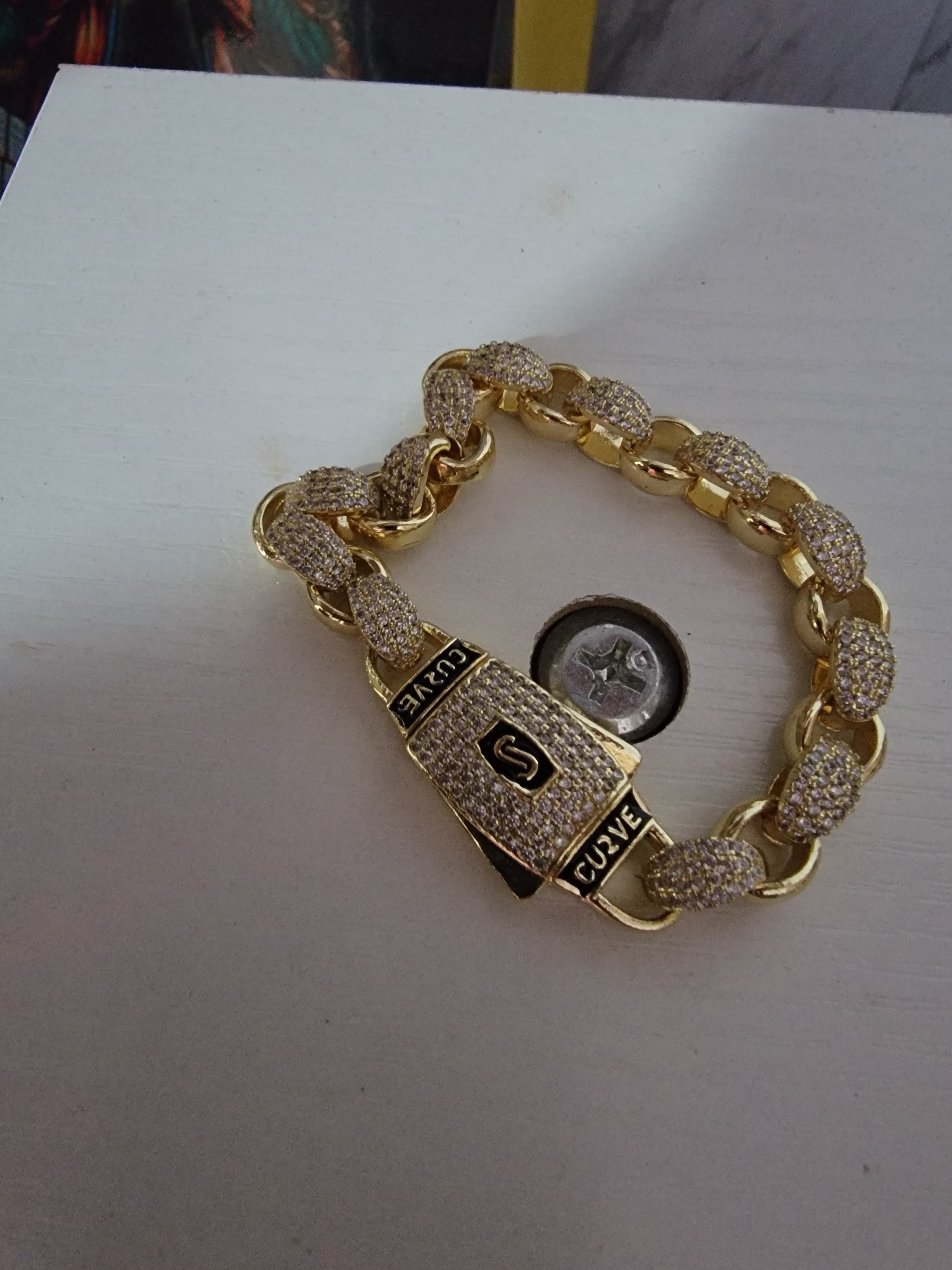 Pulsera Mónaco Diamantada 10mm Chapada en Oro 14K – Lujo Sofisticado