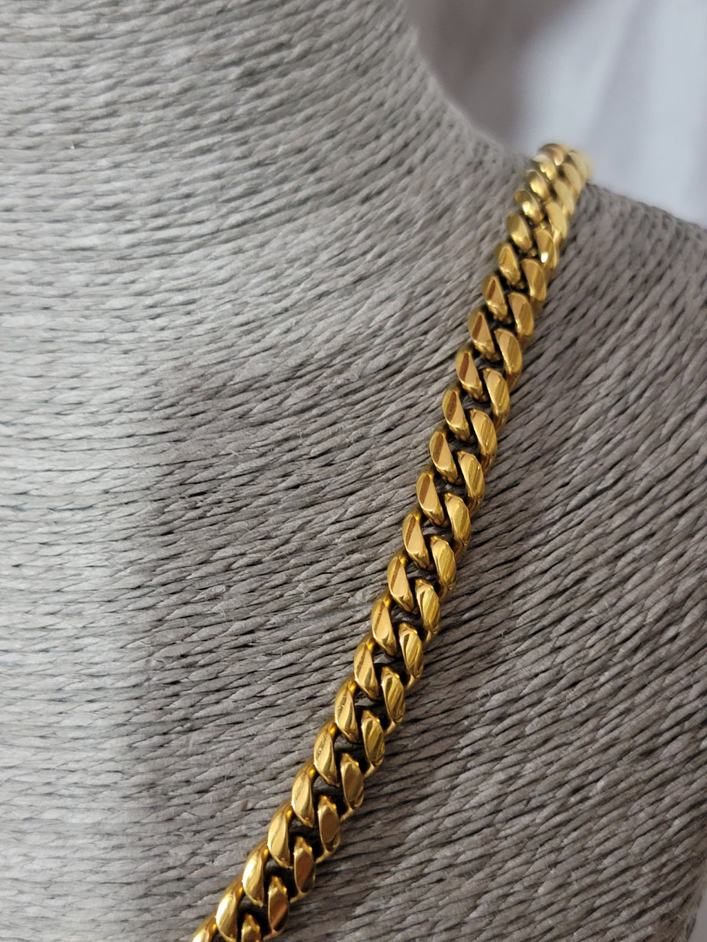 Cadena Mónaco Chain 8mm Chapada en Oro 18K – Elegancia Moderna