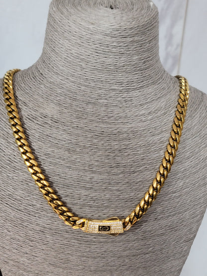 Cadena Cubana Mónaco Premium con Broche Liso – Oro 14K Chapado en 5 Capas (12 mm, 24”)