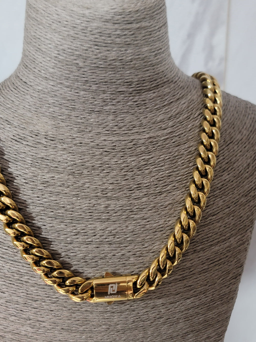 Cadena Cubana de Lujo 14mm Chapada en Oro 14K – Estilo Imponente