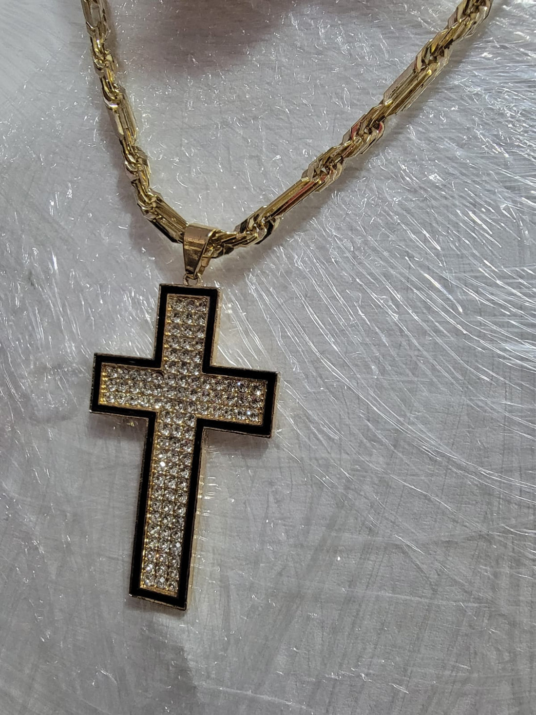 Cadena Fígaro Torsal Chapada en Oro 14K – 5 mm, 24