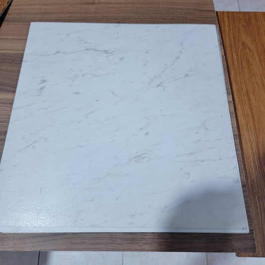 Pisos Vinil Tipo Cerámica 18x18 pulg.