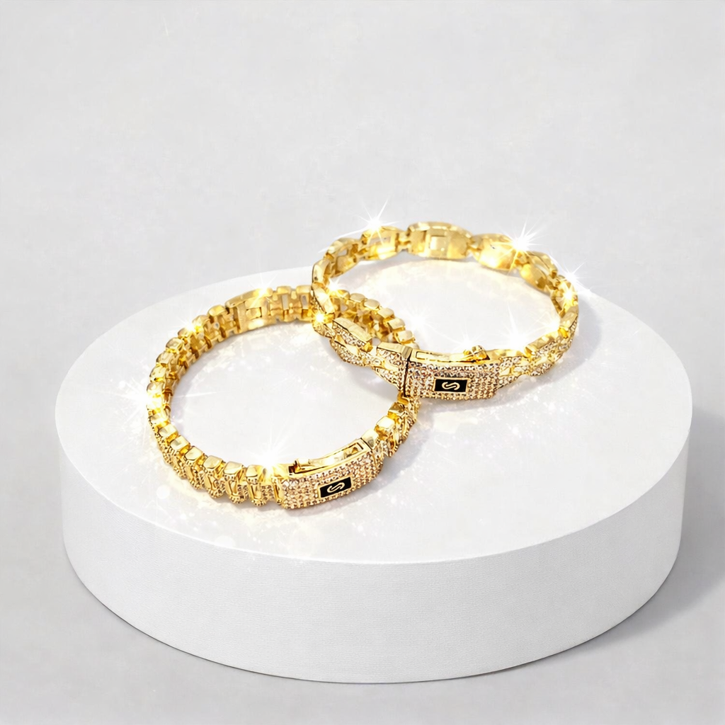 Pulsera Tipo Brazalete Chapada en Oro 14K – Diseño Elegante