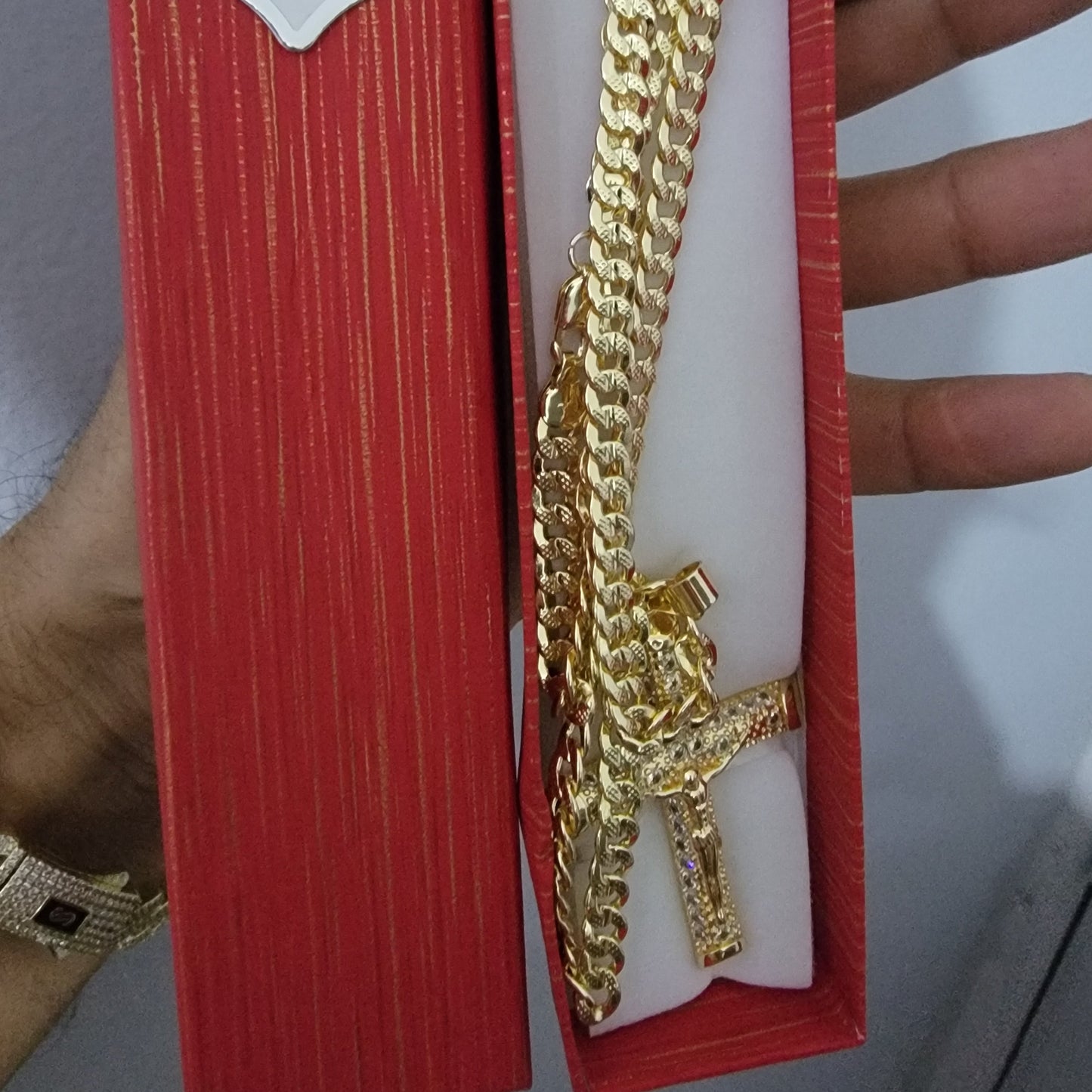 cadena cubana con resaltes 3d