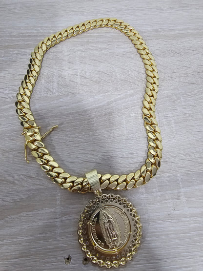 cadena primium con dije alta calidad 5 capas de oro