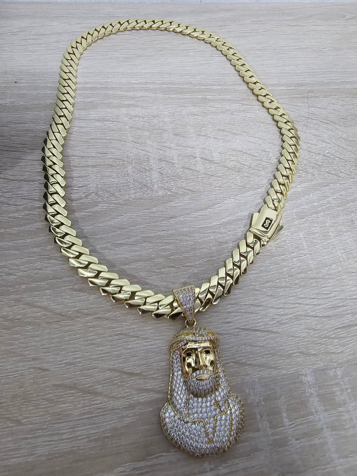 Mónaco chain con dije broche liso alta gama 12 milímetros